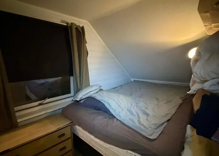 Apartamento Cozy Little Yellow House Henningsvaer